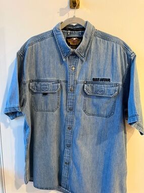 Harley Davidson Denim Shirt Men's XL Short Sleeve Embroidered Tribal Bar Shield